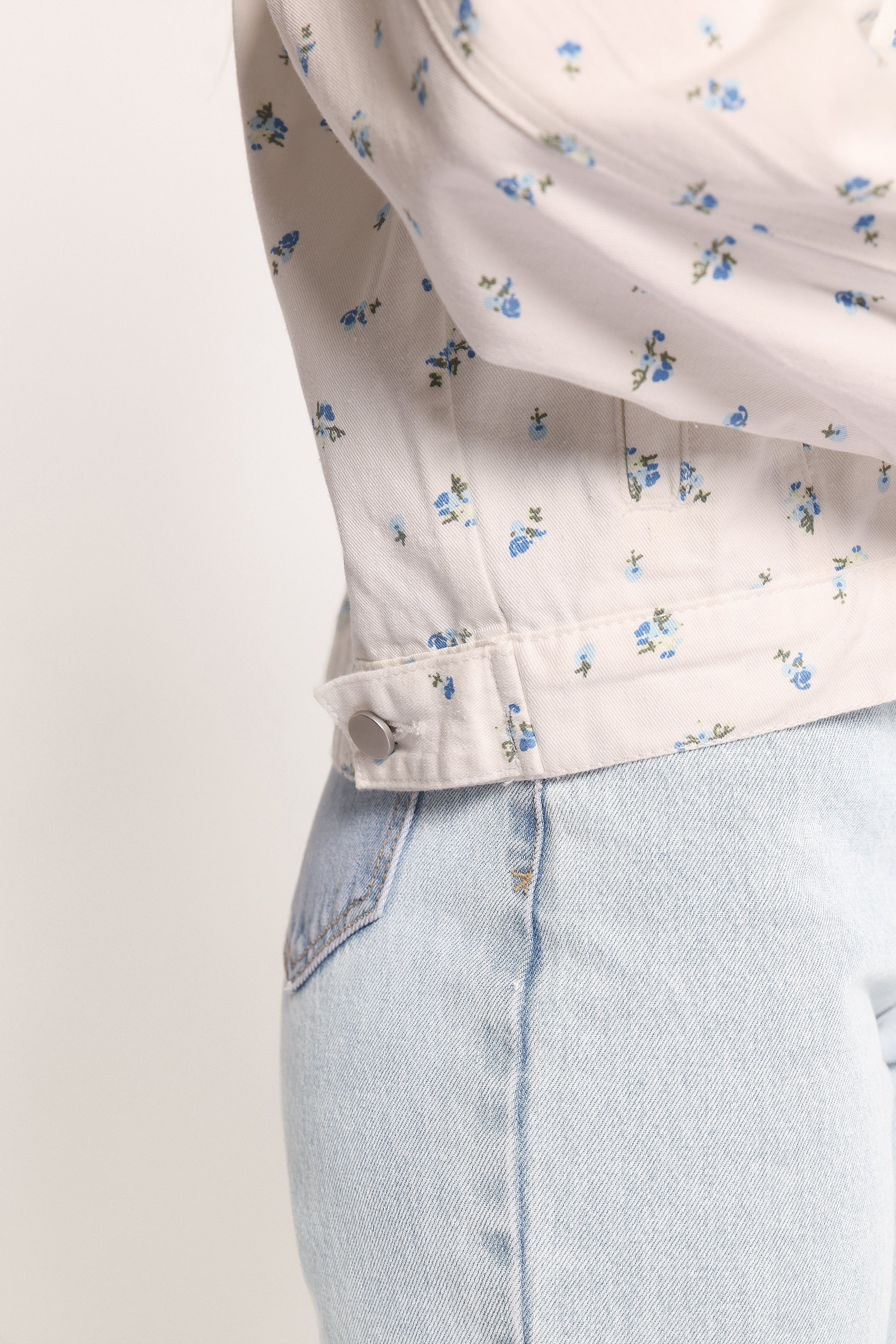 Blue Flower Denim Jacket - Off White