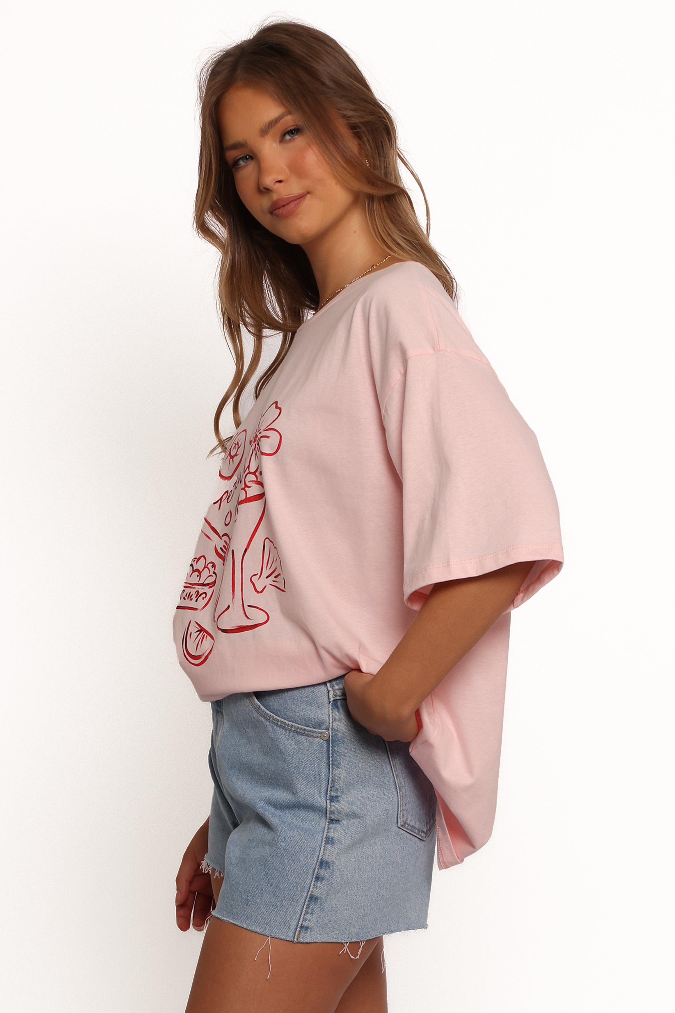 Loa Graphic Tee - Pink/Red